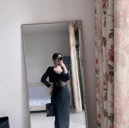 振兴路地铁站c口出去边上楼就是